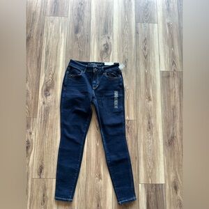 M Jeans by Maurice’s womens  mid rise vintage jegging jeans size medium NWT